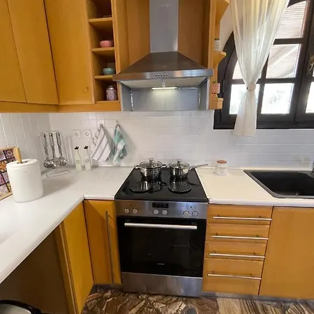 Apartment Fyrogenis Cozy Family Friendly House In *